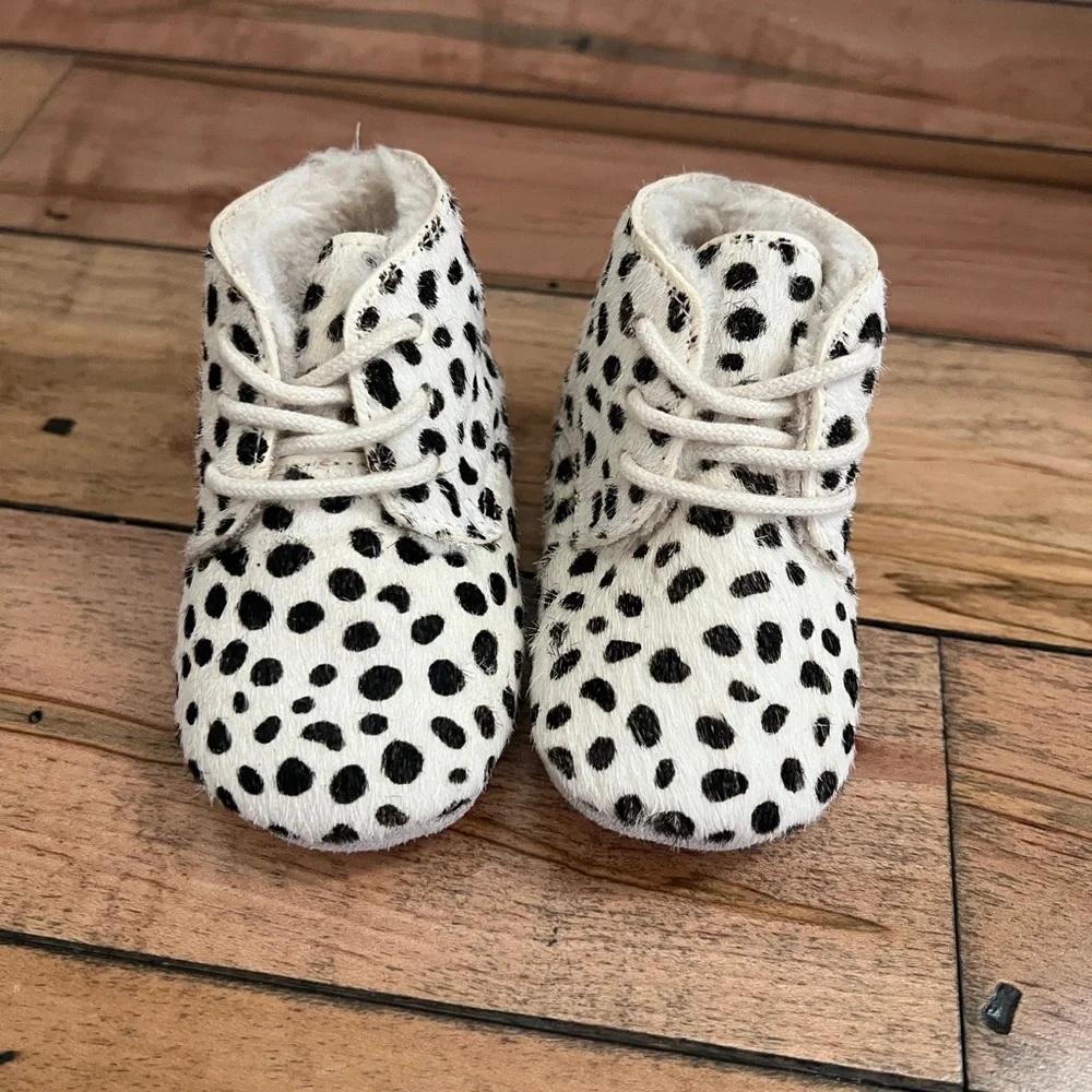 Little Indians baby High Top lace up booties size 15